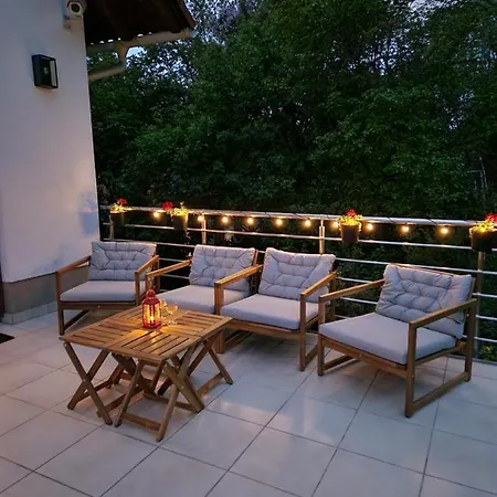 Szamosvilla - Bbq, 8bdrm, Very Close To Center Apartment *