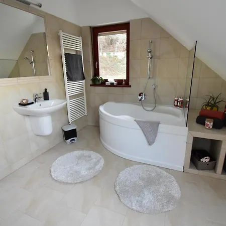 Apartment Szamosvilla - Bbq, 8bdrm, Very Close To Center *