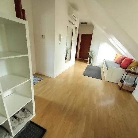 Apartment Szamosvilla - Bbq, 8bdrm, Very Close To Center Budapest